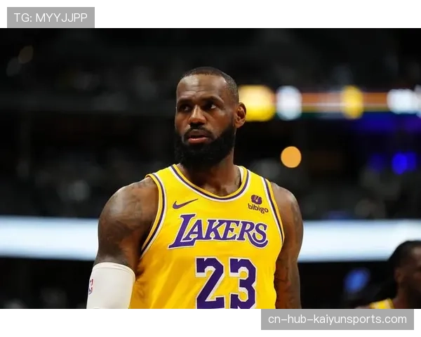 老詹退出季前赛湖人迎来机遇队内调整成关键因素